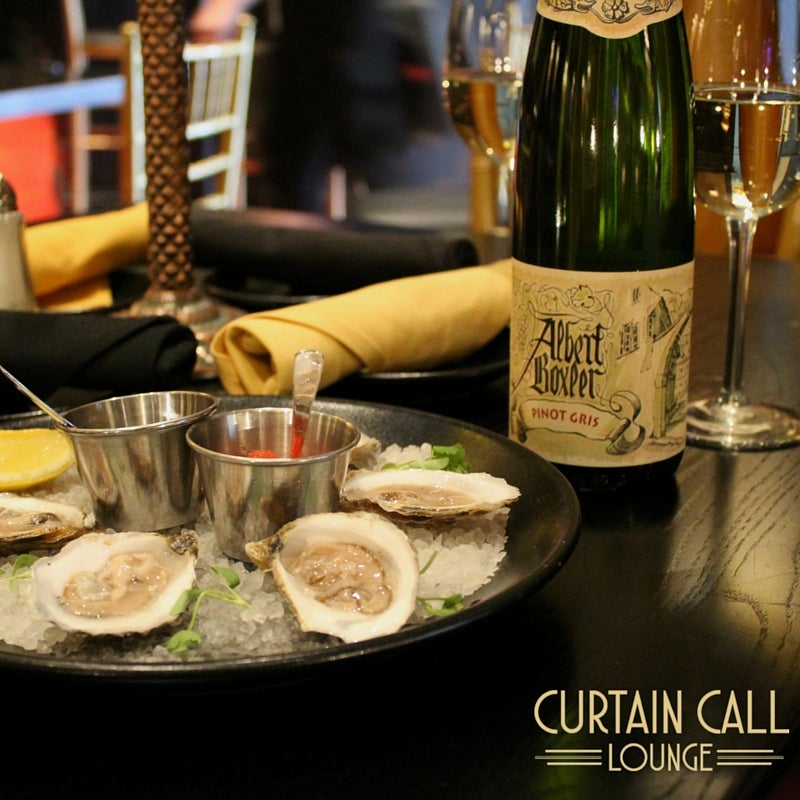 Pinot Gris with Oysters.jpg